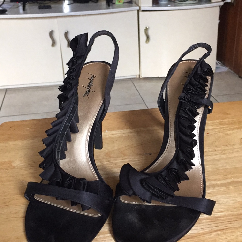 Very Classy, Kinda Sassy